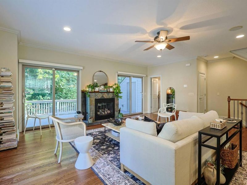 960 Volterra Lane, Cincinnati, OH 45206 Photo 6