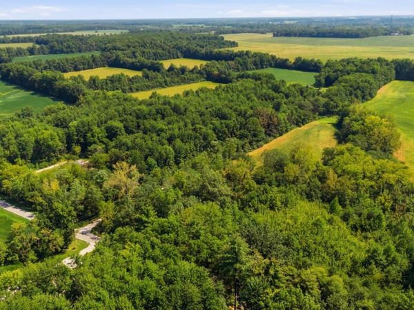 1001 Ivy Trails, Williamsburg, OH 45176