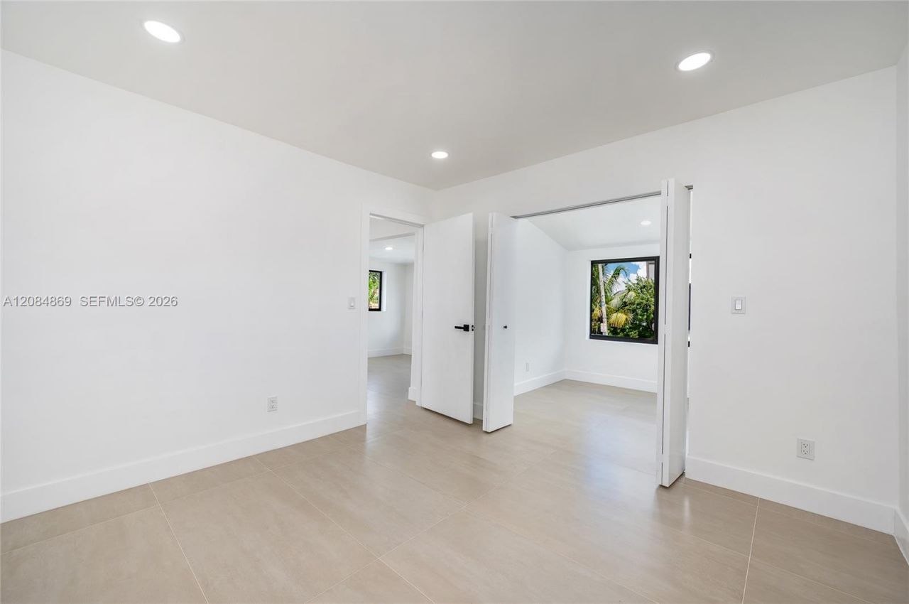 2228 SW 2nd St, Miami, FL 33135 Photo