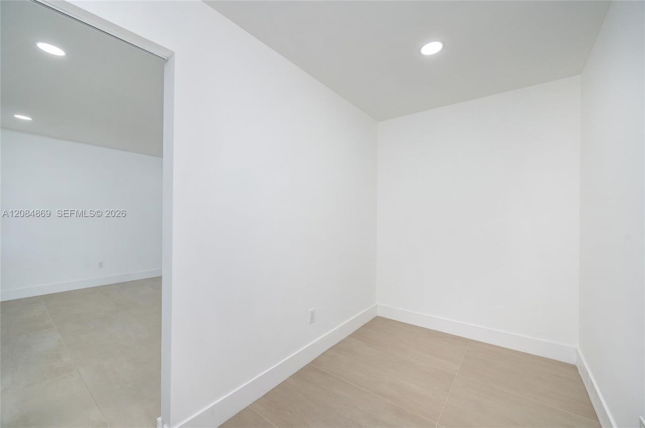 2228 SW 2nd St, Miami, FL 33135 Photo