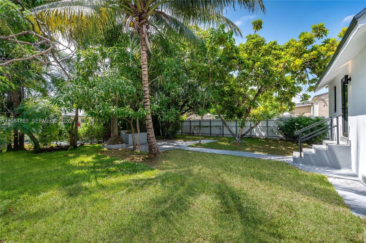 2228 SW 2nd St, Miami, FL 33135 Photo