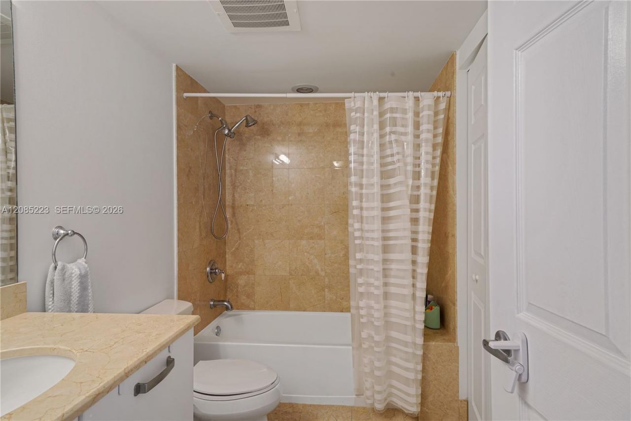 2001 N Ocean Blvd, Unit 1002 S, Fort Lauderdale, FL 33305 Photo