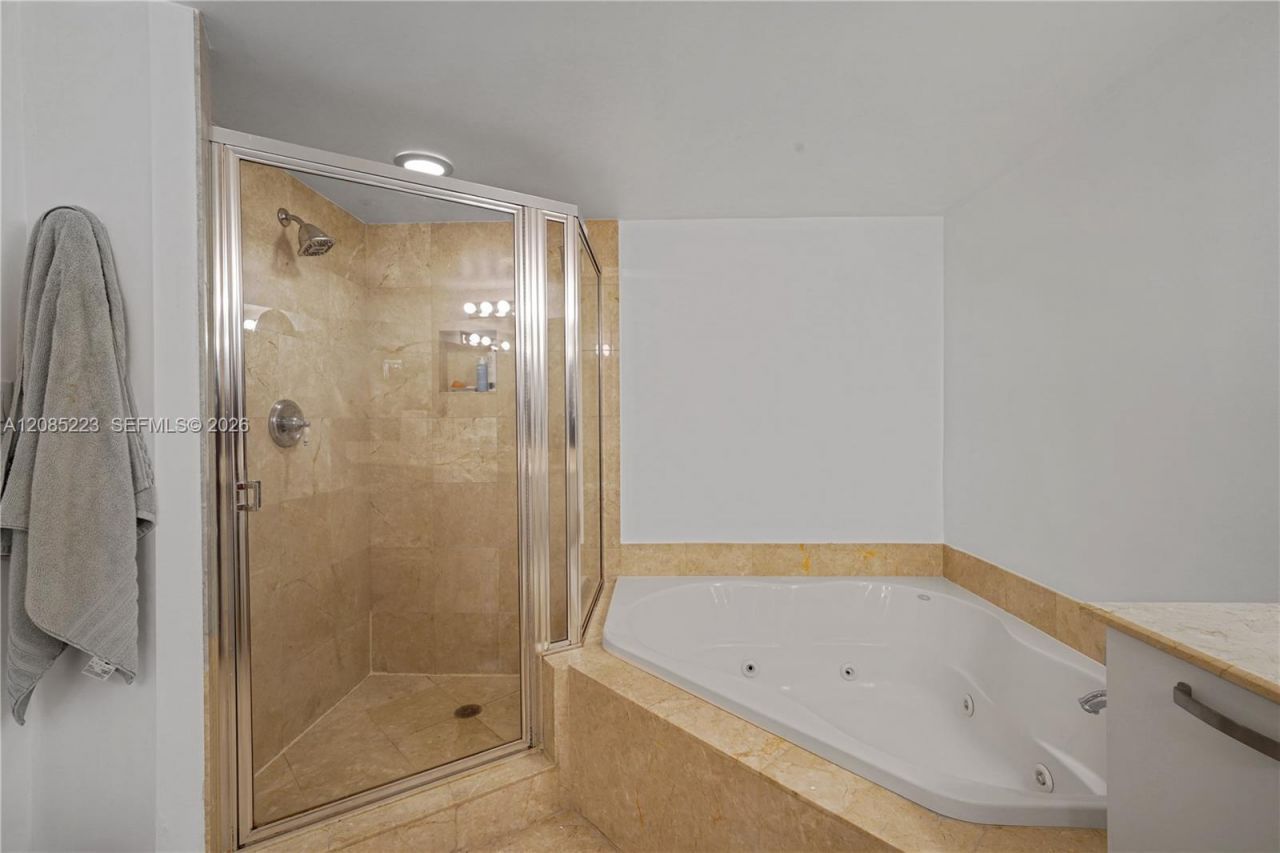 2001 N Ocean Blvd, Unit 1002 S, Fort Lauderdale, FL 33305 Photo
