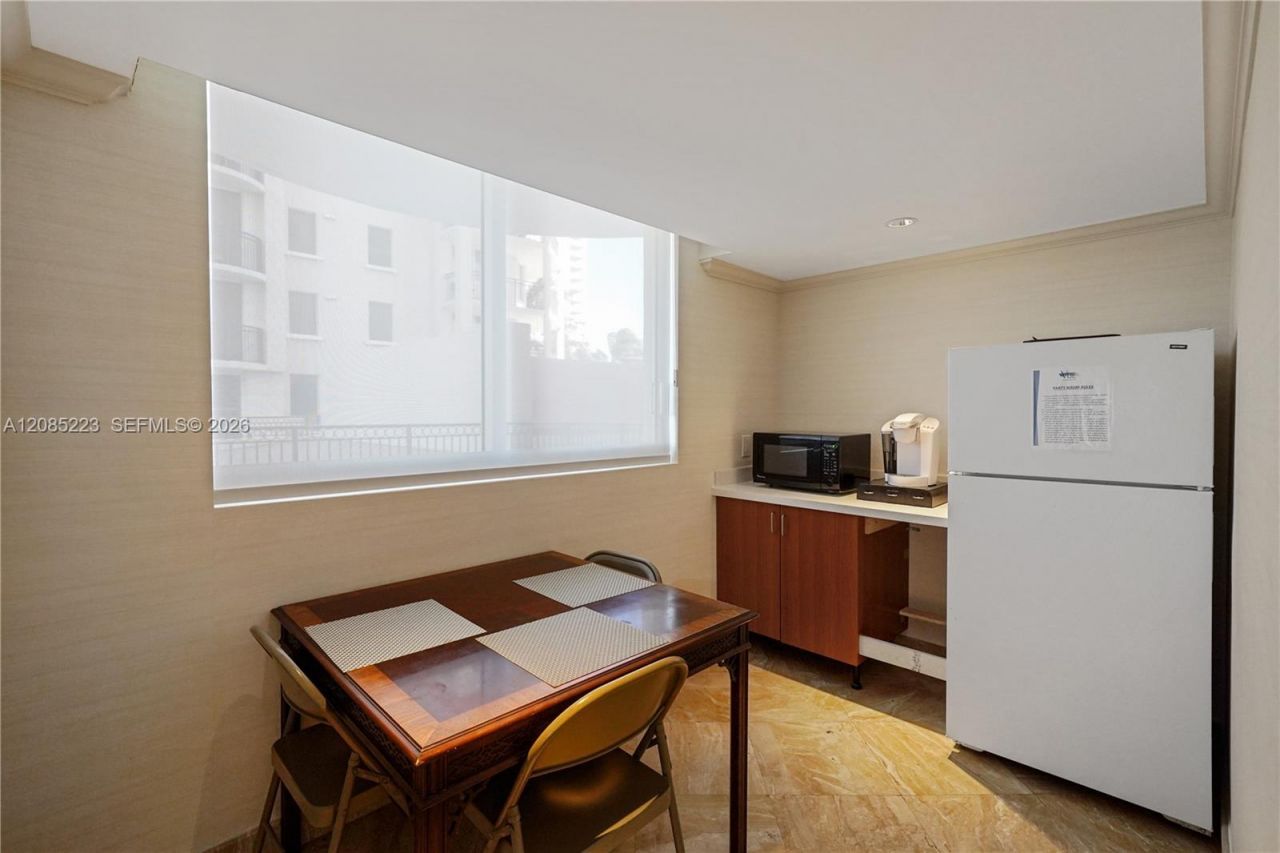 2001 N Ocean Blvd, Unit 1002 S, Fort Lauderdale, FL 33305 Photo