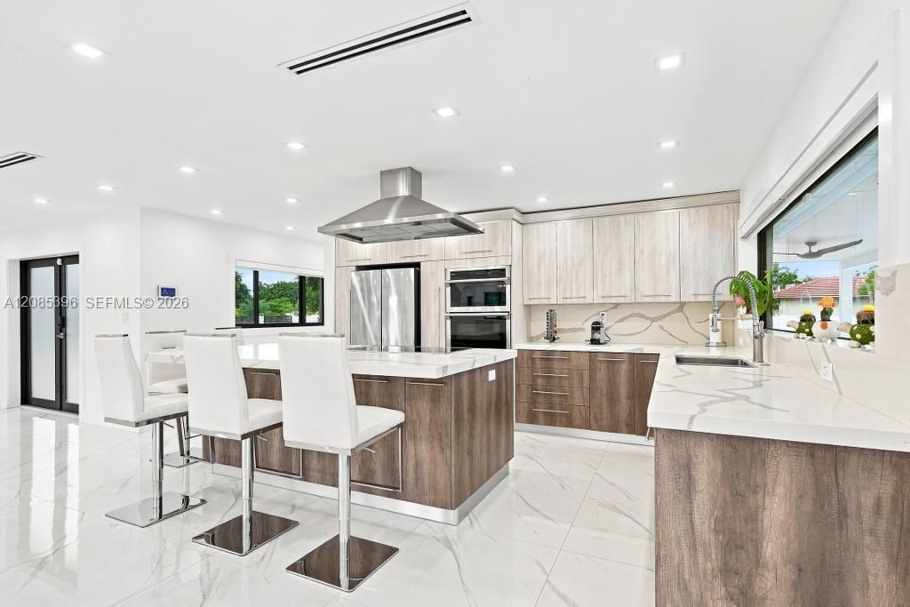 100 NW 120th Ave, Miami, FL 33182 Photo