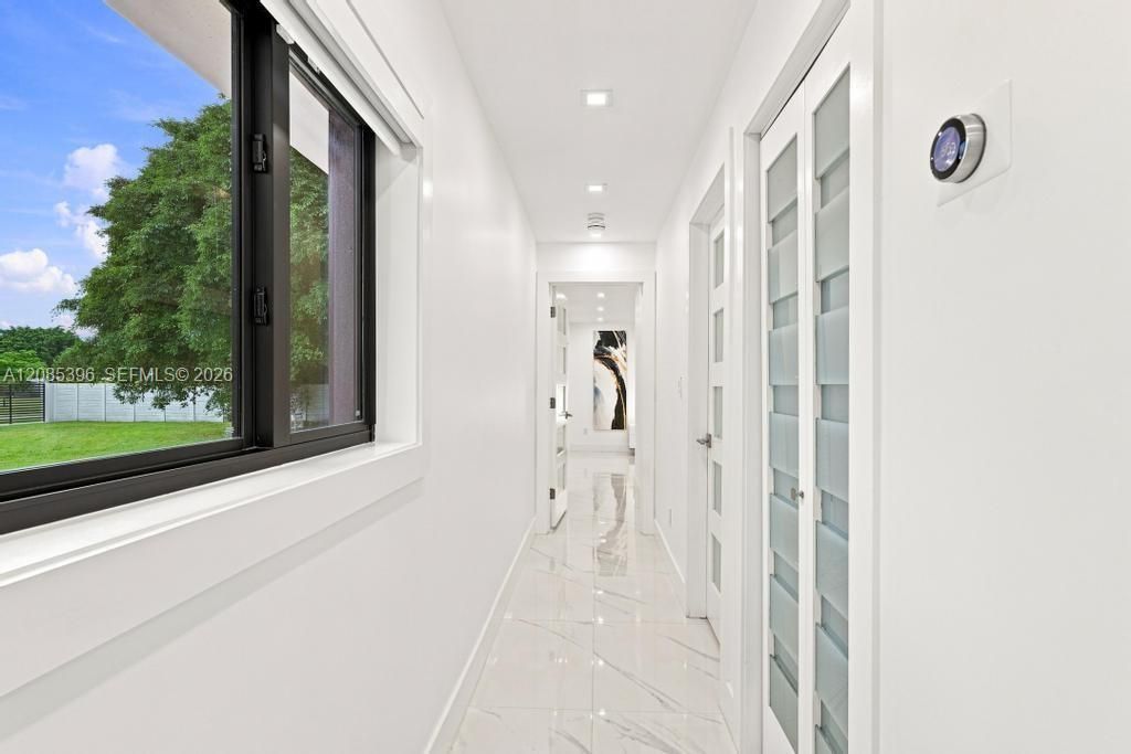 100 NW 120th Ave, Miami, FL 33182 Photo