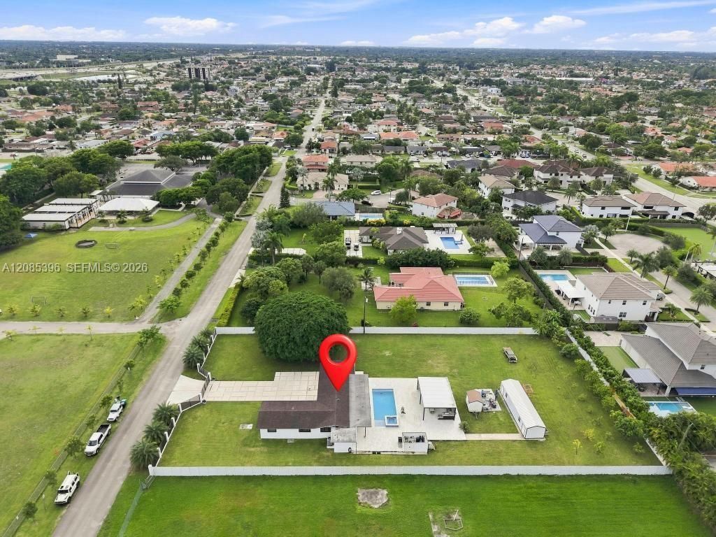 100 NW 120th Ave, Miami, FL 33182 Photo