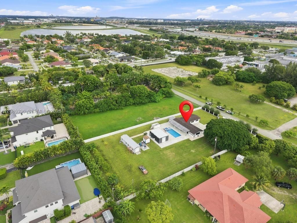 100 NW 120th Ave, Miami, FL 33182 Photo