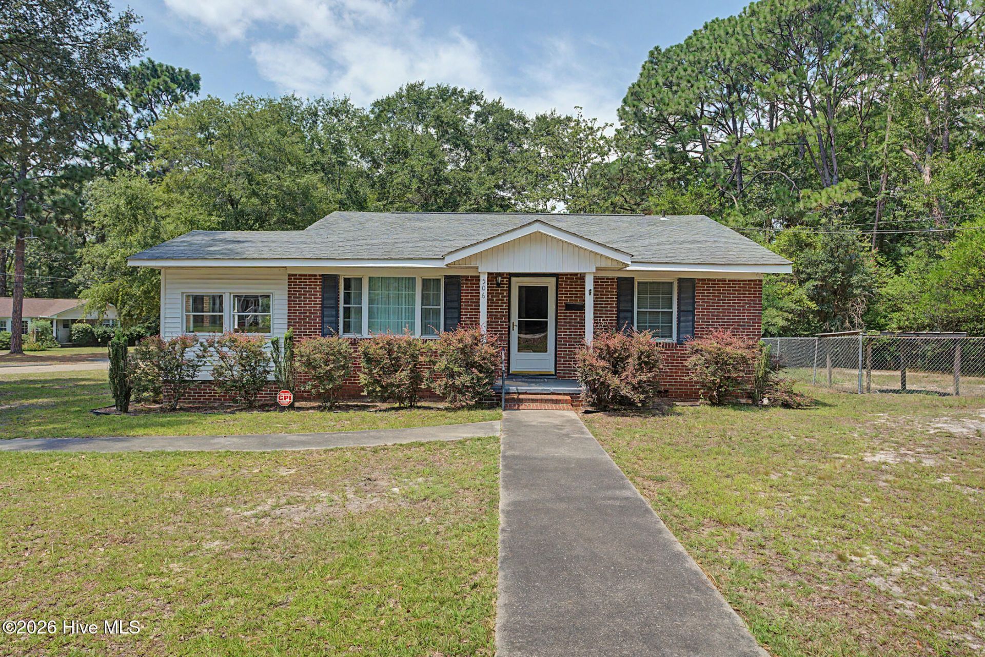 506 Hawthorne Street, Hamlet, NC 28345 Main Photo