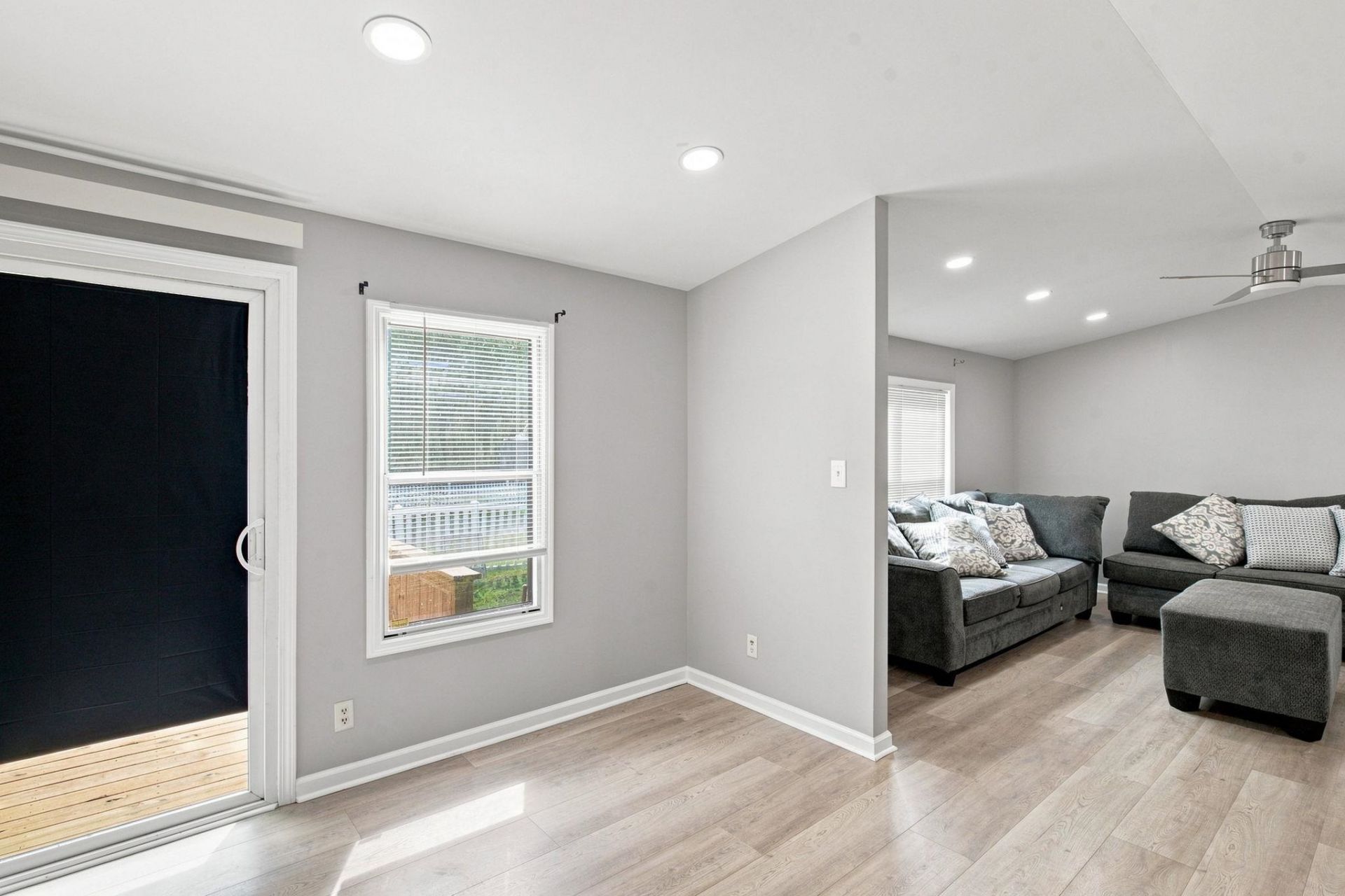 4660 Home Place Circle Photo 6