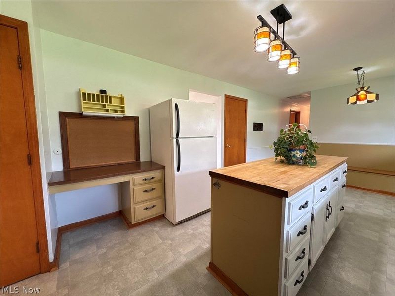 28000 Aurora Road, Solon, OH 44139 Photo 13