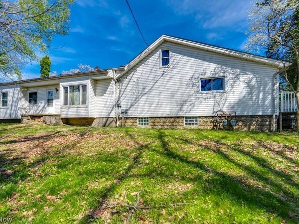 4559 Van Epps Road, Brooklyn Heights, OH 44131