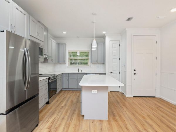 443 E Cobb Avenue, Crestview, FL 32539