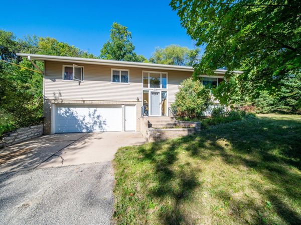 359 Riverview Heights Drive NE, Rochester, MN 55906
