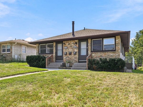 518 37th Avenue NE, Minneapolis, MN 55421