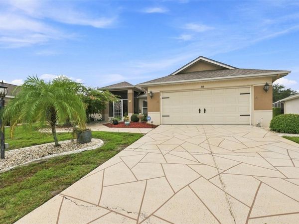 308 CALOOSA PALMS COURT , SUN CITY CENTER, FL 33573