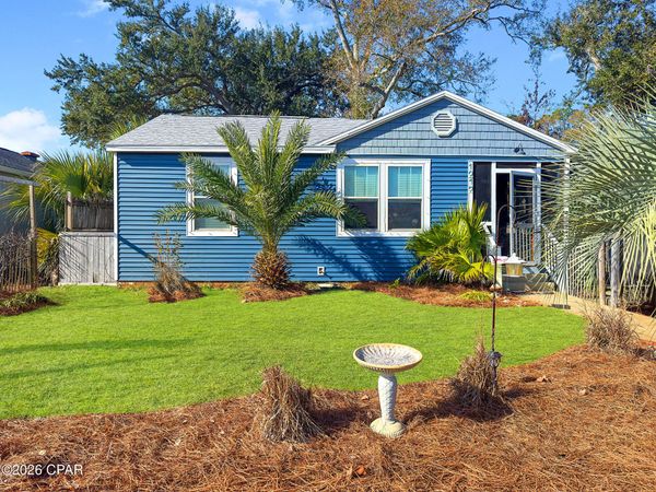 1212 Long Avenue , Port St Joe, FL 32456