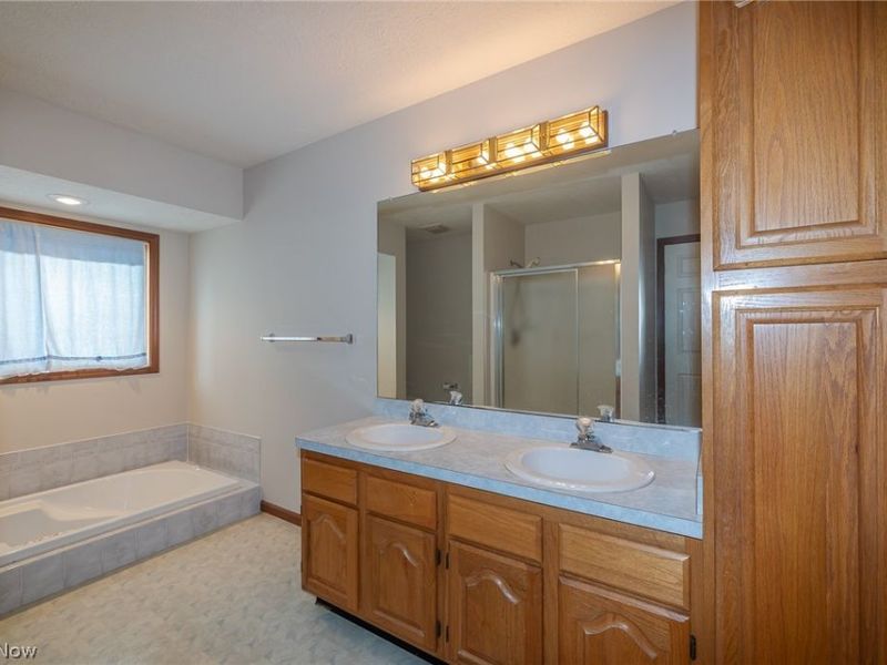 3233 Bramblewood Way, Avon, OH 44011 Photo 30
