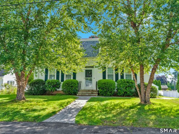 59 Spring Rock, Branford, CT 06405