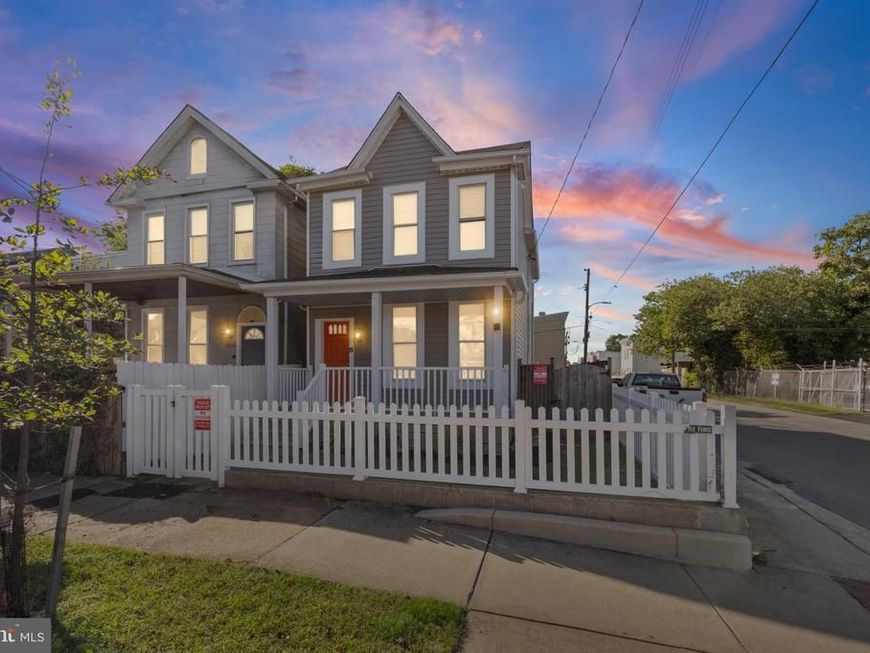 3612 6th Street, Baltimore, MD 21225 Main Photo