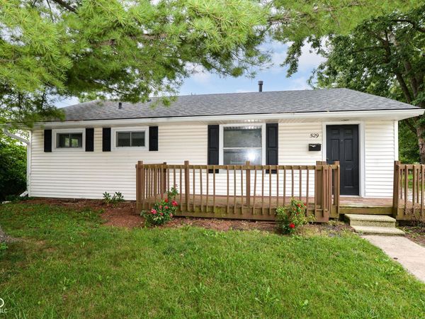 529 Maple Lane , Brownsburg, IN 46112