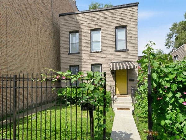 1512 N Maplewood Avenue , Chicago, IL 60622