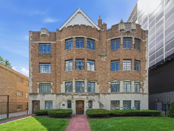 408 S Austin Boulevard, Unit 2N, Oak Park, IL 60304