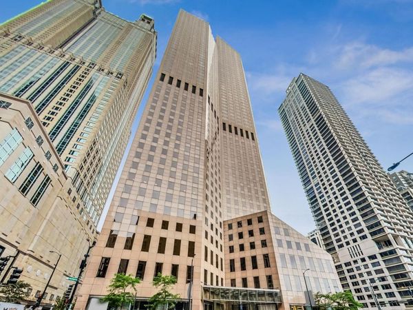 950 N Michigan Avenue , Unit 3103, Chicago, IL 60611