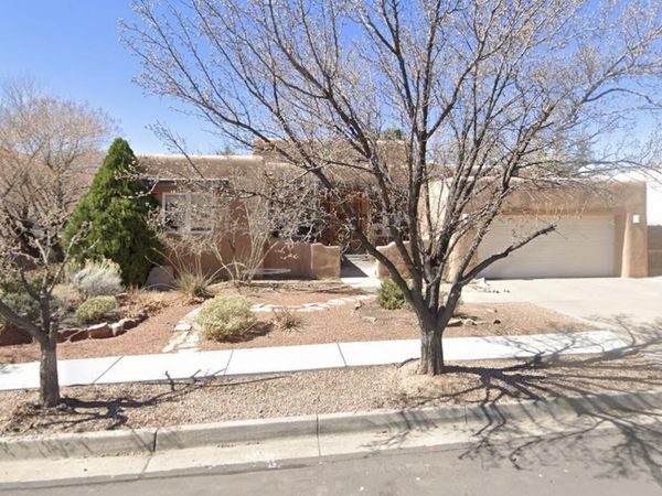 5813 Balsa Place NE, Albuquerque, NM 87111