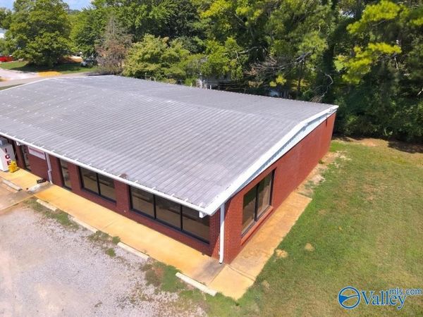 17501 Highway 72, Rogersville, AL 35652