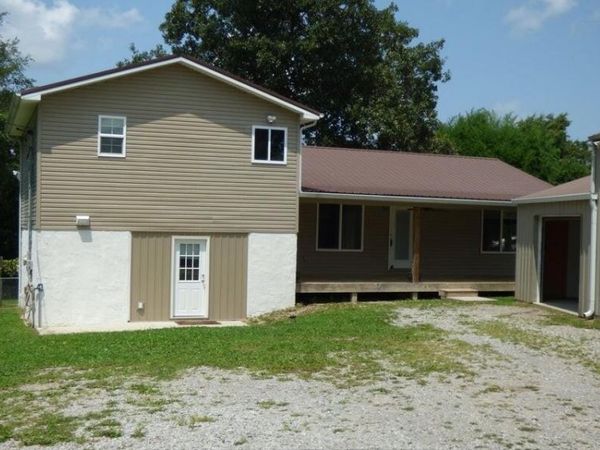 1122 Lantana Rd, Crossville, TN 38555