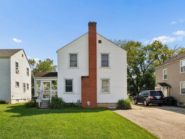 2422 Bretton Place , Columbus, OH 43211