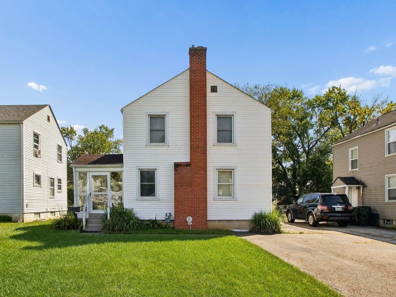 2422 Bretton Place, Columbus, OH 43211 Photo 1
