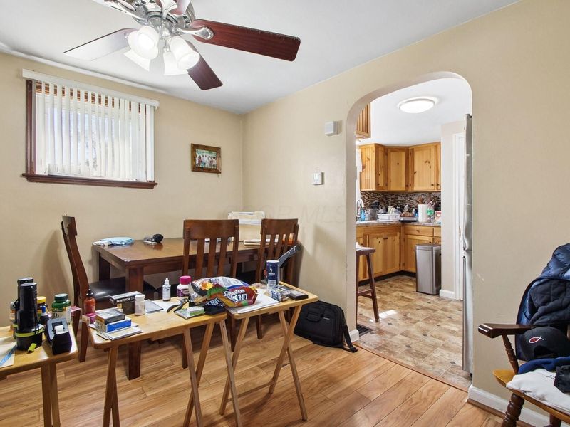 2422 Bretton Place, Columbus, OH 43211 Photo 3