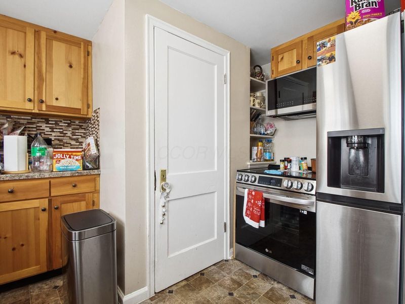 2422 Bretton Place, Columbus, OH 43211 Photo 5