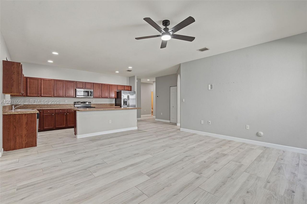 633 SE 35th Ter , Homestead, FL 33033 Photo