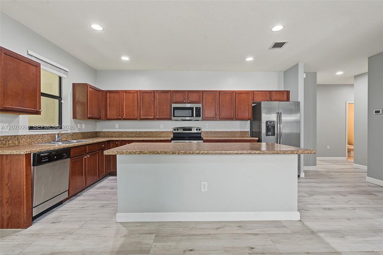 633 SE 35th Ter , Homestead, FL 33033 Photo