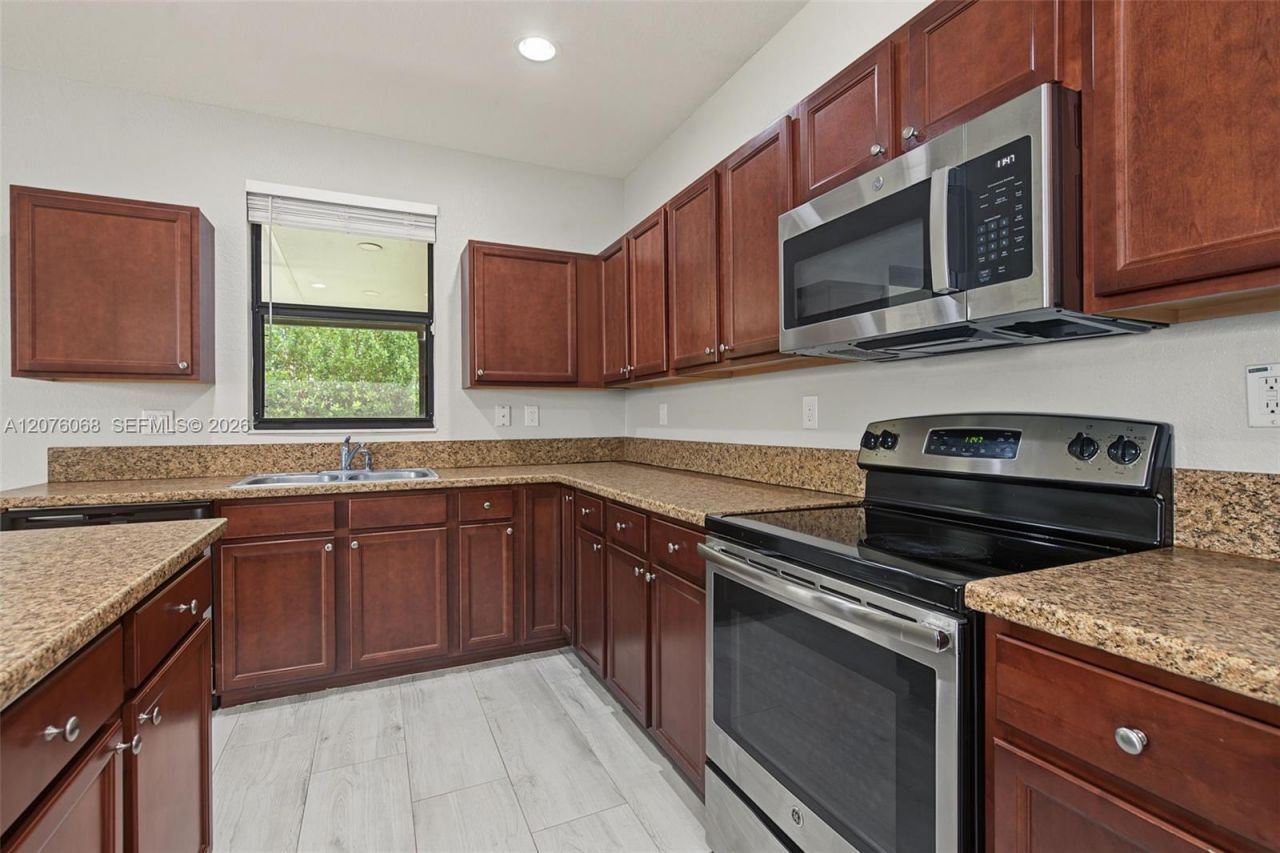 633 SE 35th Ter , Homestead, FL 33033 Photo