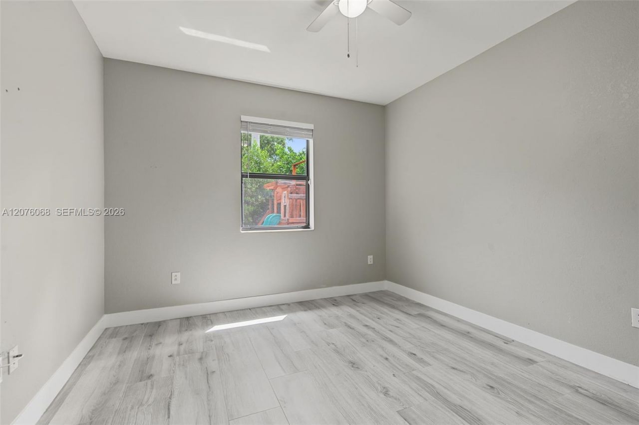 633 SE 35th Ter , Homestead, FL 33033 Photo