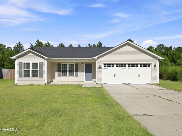 238 Sweet Gum Lane , Richlands, NC 28574