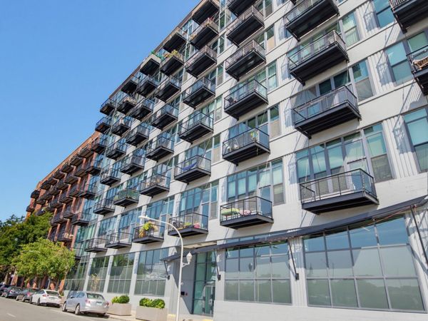 1224 W Van Buren Street , Unit 220, Chicago, IL 60607