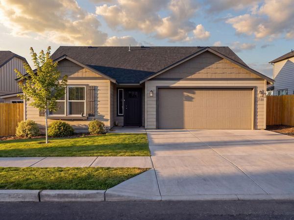 3583 NW 9th Street, Unit Lot 65, Redmond, OR 97756