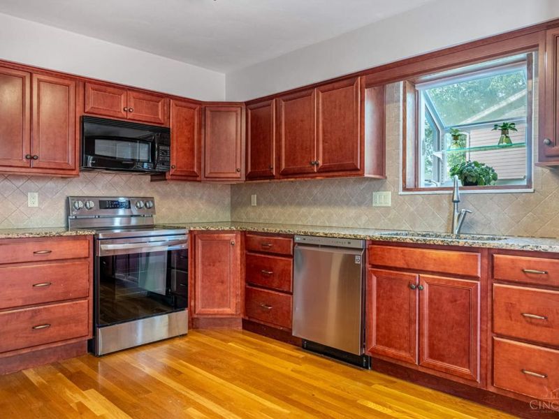 226 Bernard Drive, Monroe, OH 45050 Photo 10