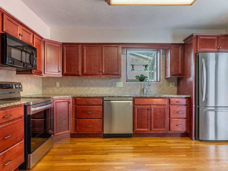 226 Bernard Drive, Monroe, OH 45050 Photo 11