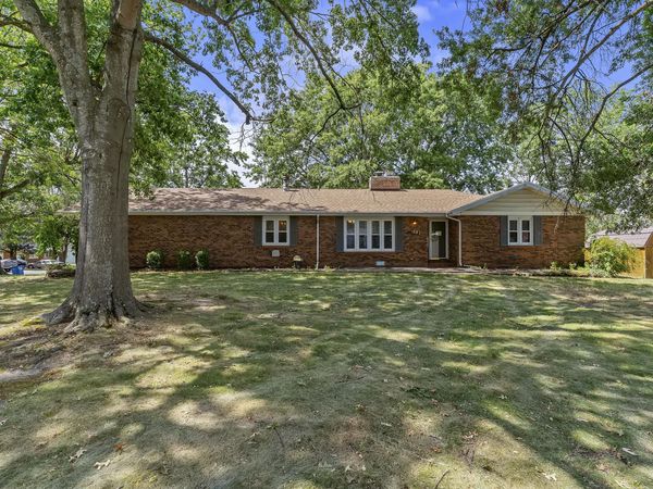 721 S Pine Avenue , Republic, MO 65738