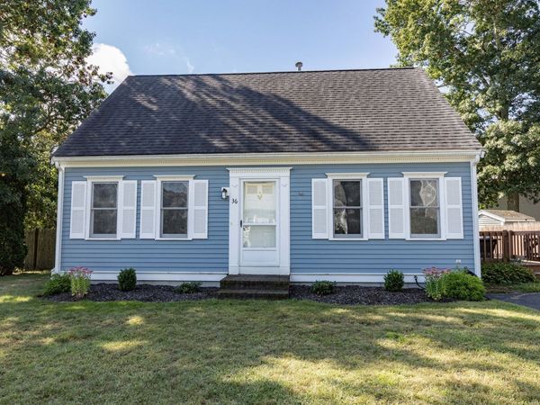 36 Redwood Circle, Pembroke, MA 02359