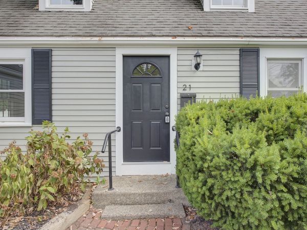 21 Sycamore Lane, Hingham, MA 02043