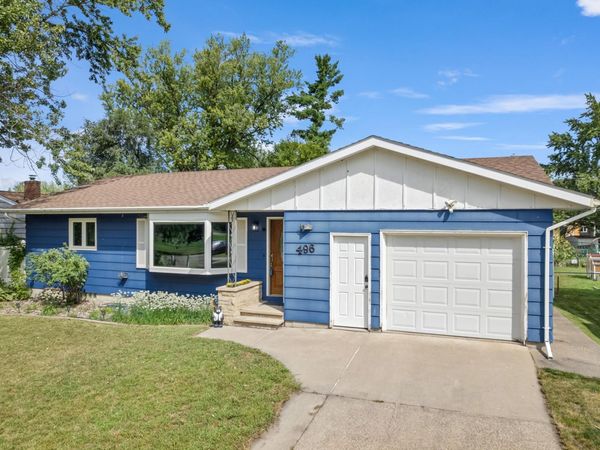 496 E Sarnia Street , Winona, MN 55987