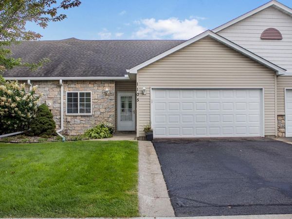 1105 Iris Drive, White Bear Lake, MN 55127