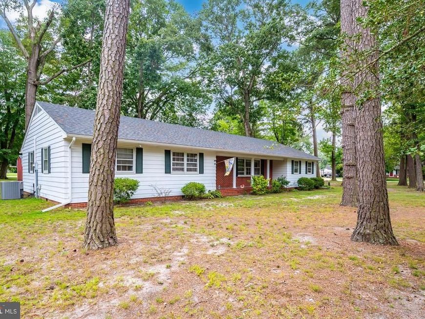 100 Barbara Avenue, Hebron, MD 21830 Main Photo